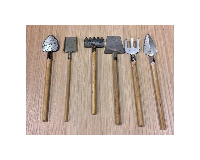 Ditta Montanini F911 Attrezzi Contadino 13 cm minuteria presepe