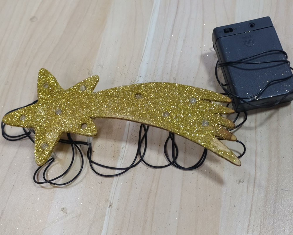Ditta Montanini Stellari e aureole Stella oro 18 cm a batteria