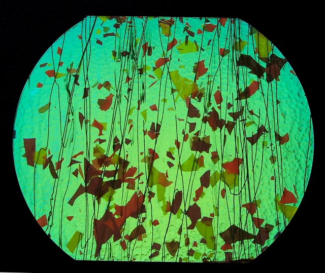 Cbs Dichroic Fracture 4111 vetro dicroico Magenta Green 90 COE