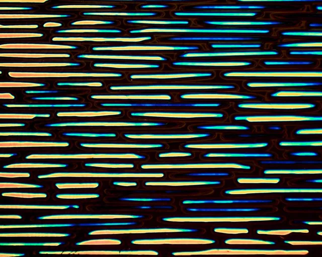 Cbs Dichroic Borderline Dashes vetro dicroico salmone
