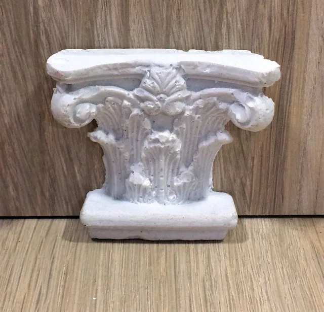 Ditta Montanini Colonne e Capitelli MCAP4 mezzo capitello 5 cm
