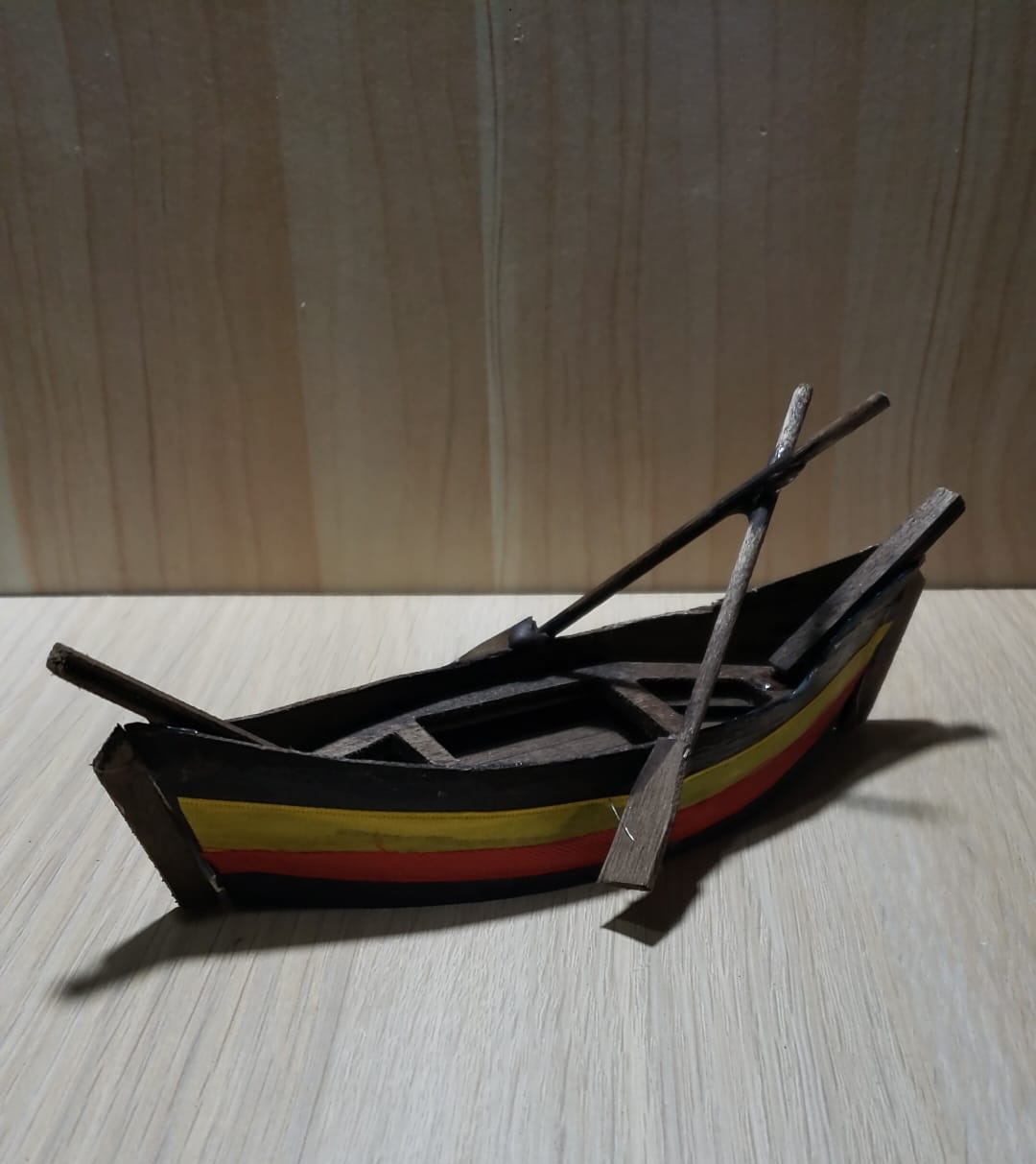 Montanini Barca legno minuteria presepe 14x5x3,5 cm