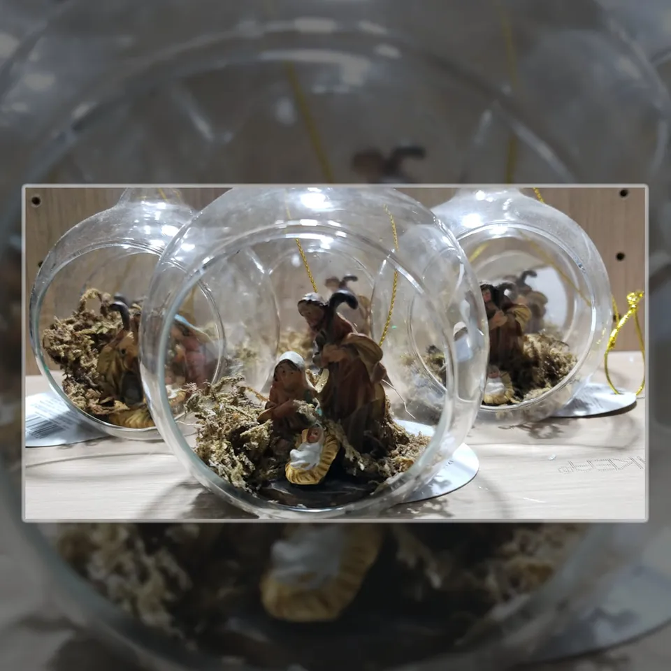 Ditta Montanini Natività sfera di vetro decorazione 10 cm conf. 6 pz