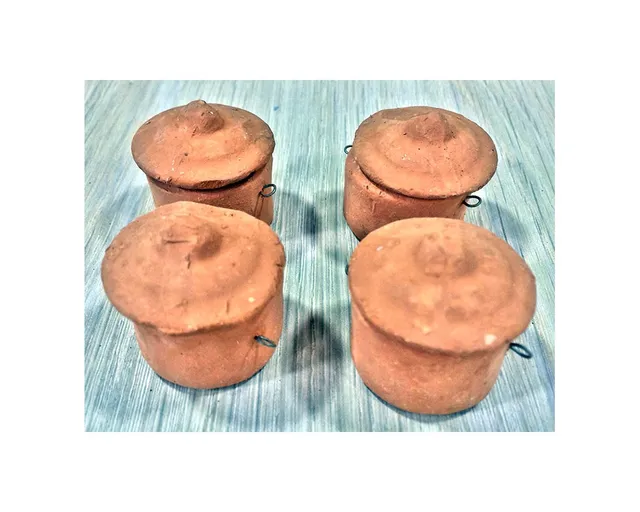 Ditta Montanini Minuterie 40818 kit 4 vasi terracotta