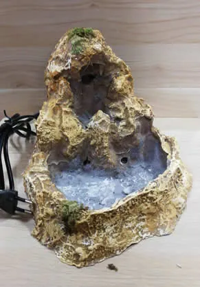 Ditta Montanini LA03 cascata presepe resina 20x20x25 cm