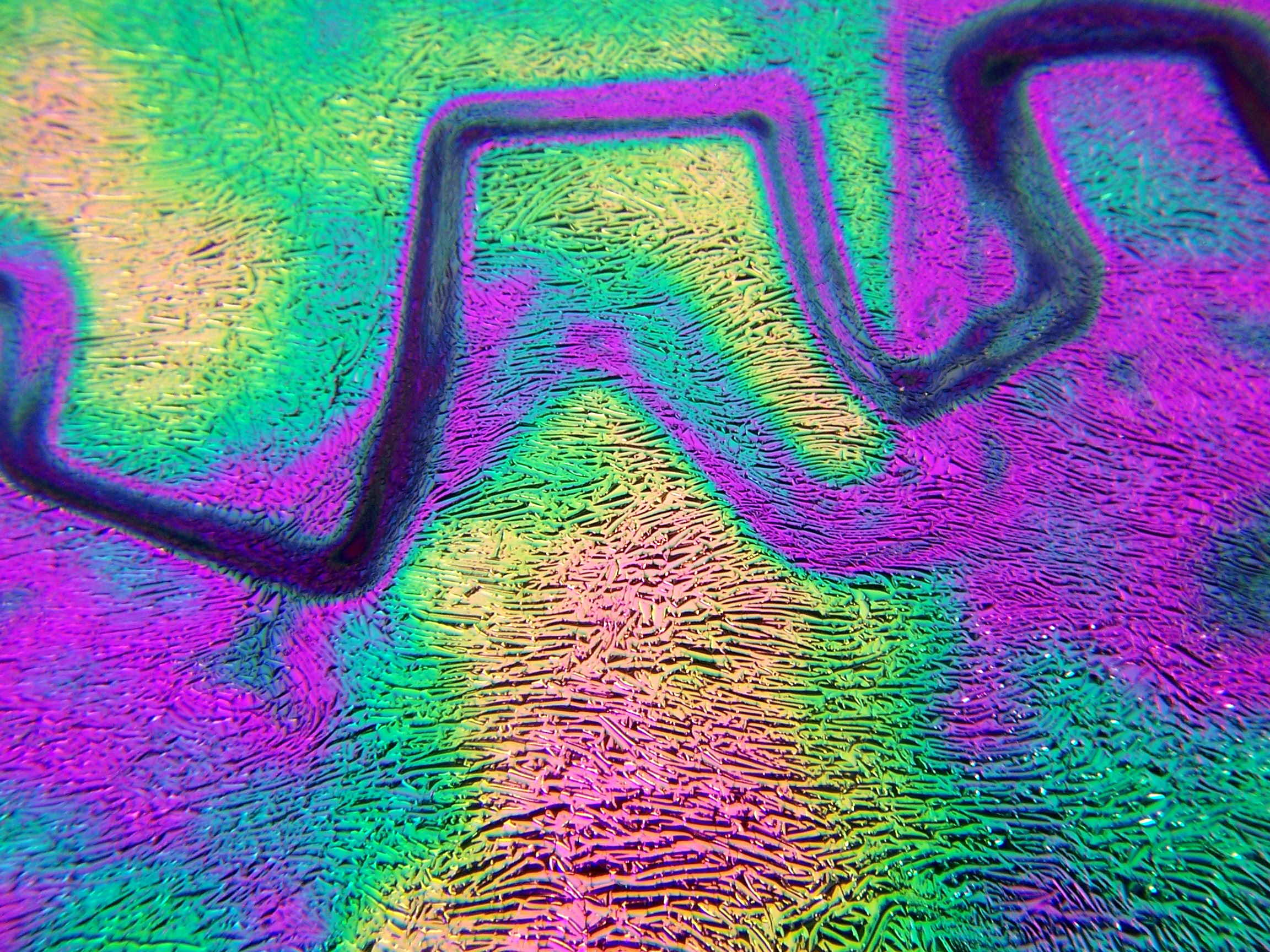 CBS Crinklized Fusion Purple vetro dicroico tondo viola 19 pollici