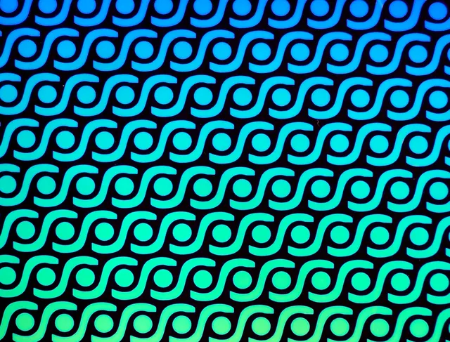 Cbs Borderline Rings Rainbow #2 vetro quarter sheet