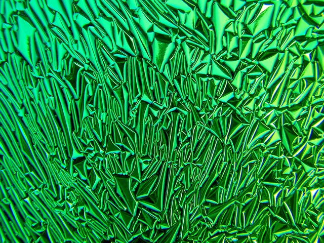 CBS Crinklized vetro dicroico Crinklized Emerald tondo 19"