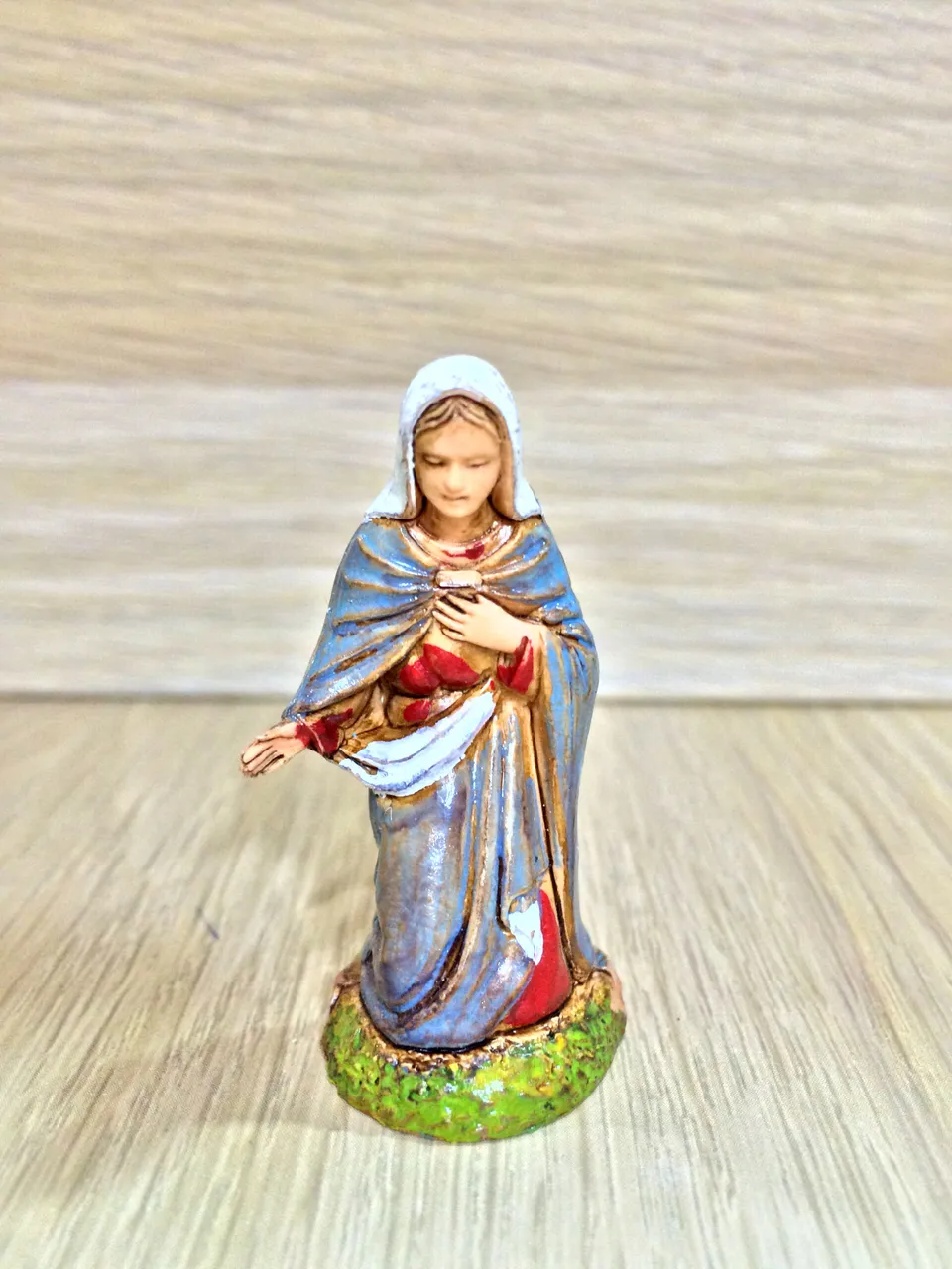 Ditta Montanini Landi 6001 Madonna Presepe
