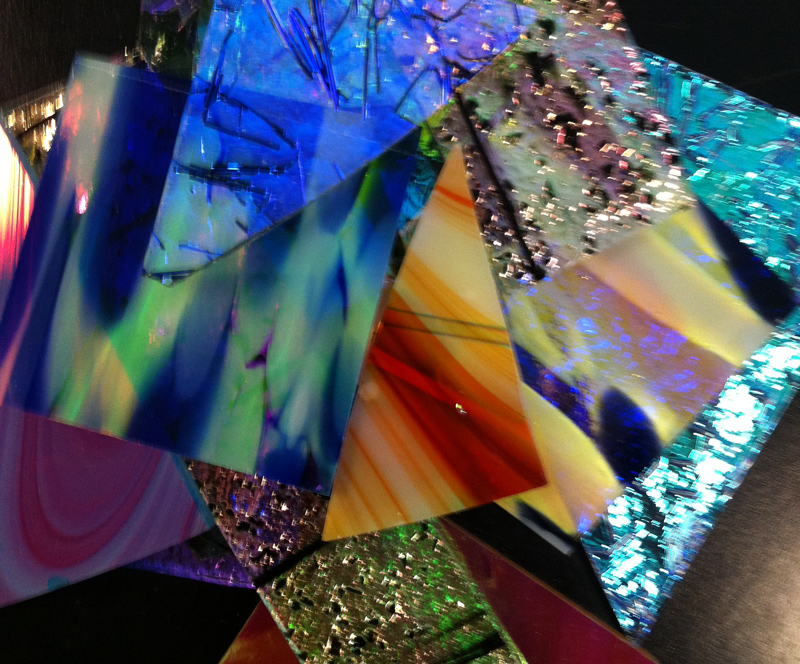 CBS Dichroic Assorted Specialty vetro misto 1 lb 90/96 COE