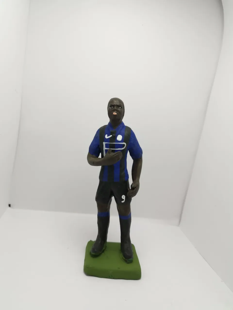 Personaggi Famosi Romelu Lukaku Statuina Presepe Terracotta 14-17cm