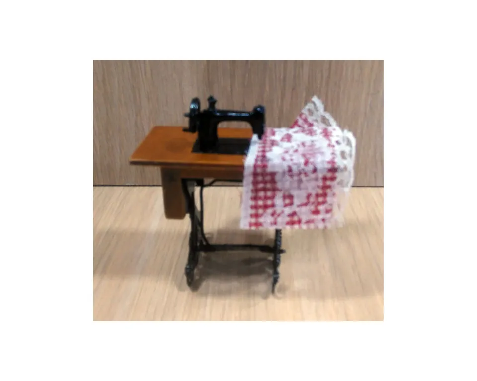 Ditta Montanini Minuterie 86846 macchina da cucire con tavolo 8 cm