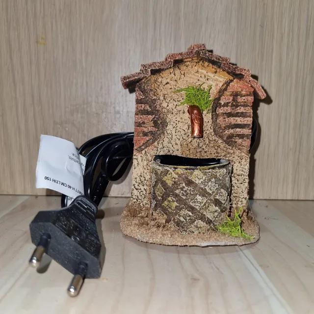 Ditta Montanini FN8 Fontana sughero fontana presepe