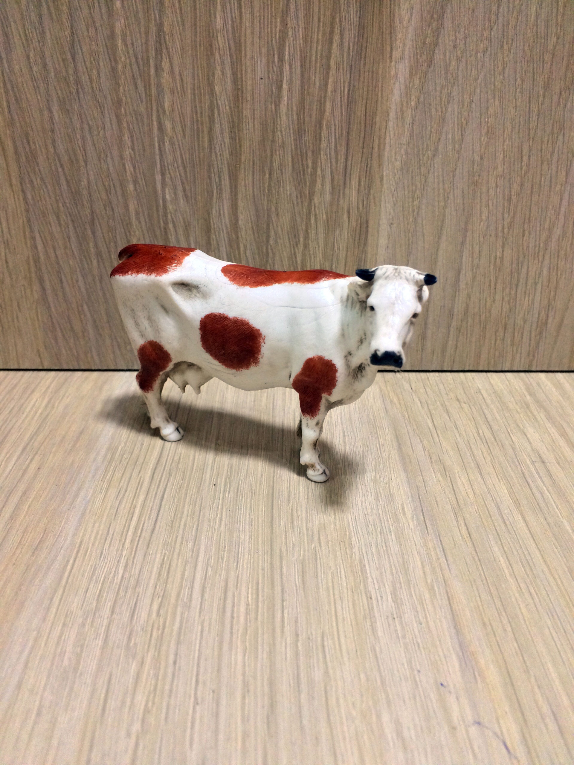 Ditta Montanini 1041-02 mucca pezzata animale presepe resina