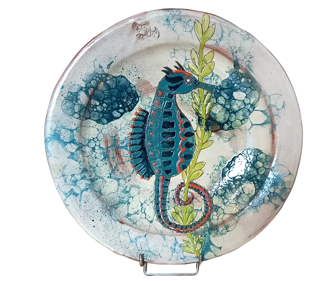 OrientéObjets Figuerolles Plat Hippocampe piatto 38 cm ceramica