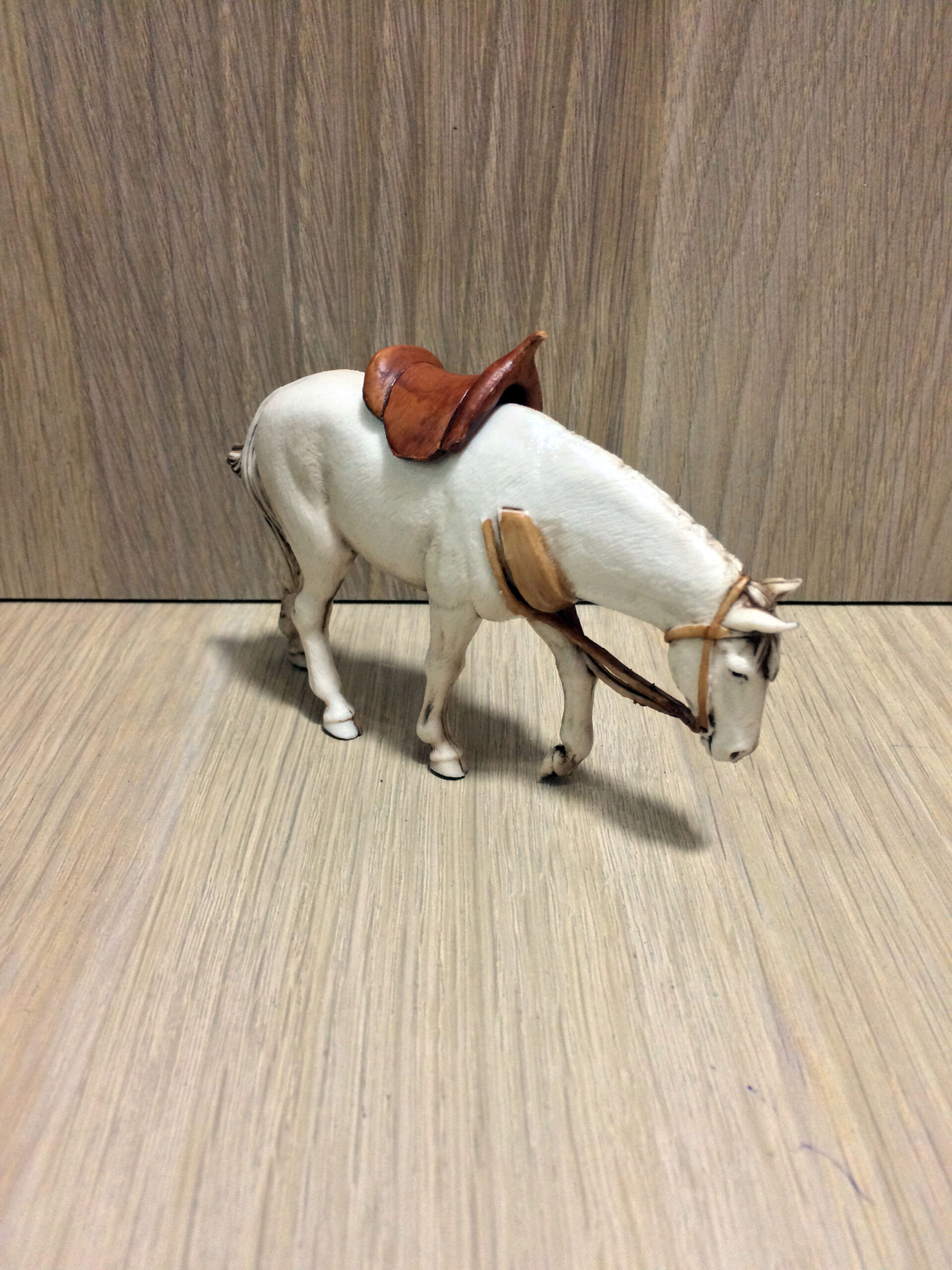 Ditta Montanini Animali Cavallo con sella 1042-02 statuina