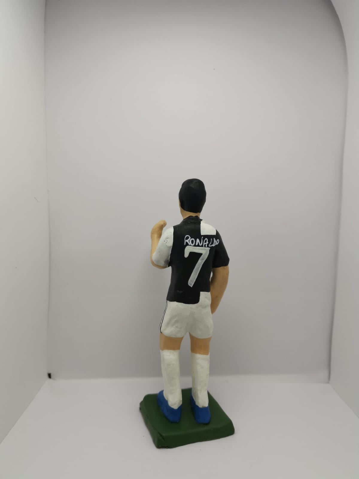 Ditta Montanini Personaggi famosi Cristiano Ronaldo statuina 15 cm