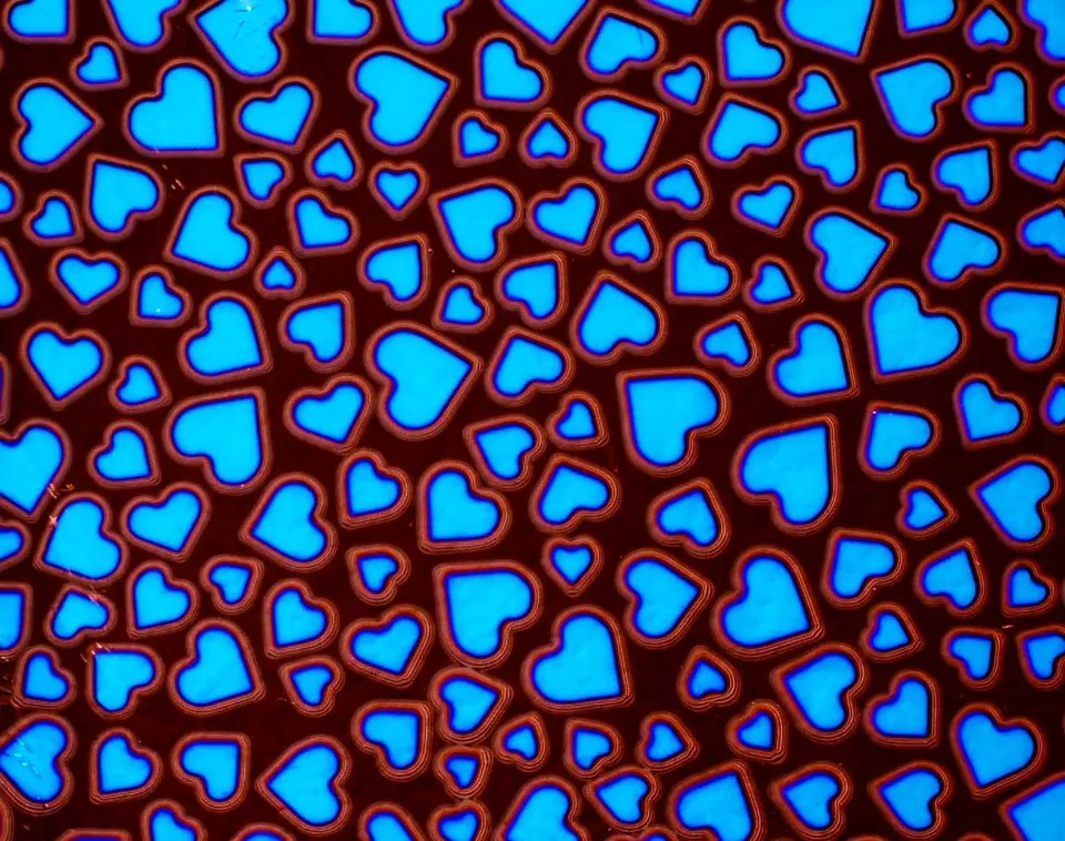 CBS Dichroic Borderline Hearts Yellow Blue vetro dicroico quarto