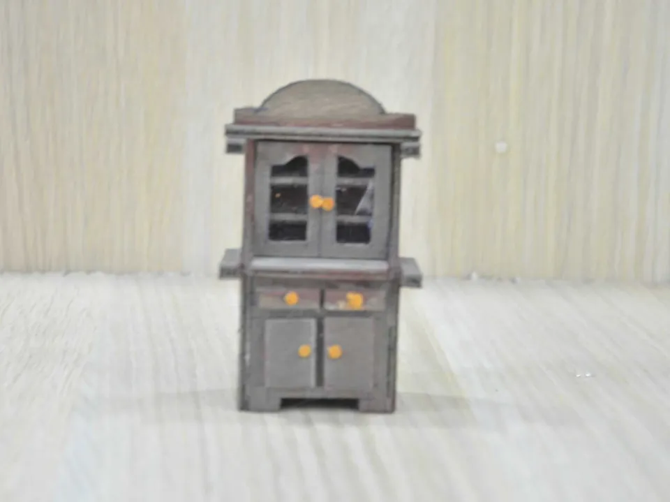 Ditta Montanini Minuterie CD3 mobile miniatura Credenza Piccola 12x7x4