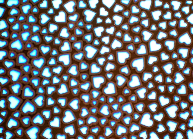 Cbs Dichroic Borderline Hearts vetro fusione quarto foglio