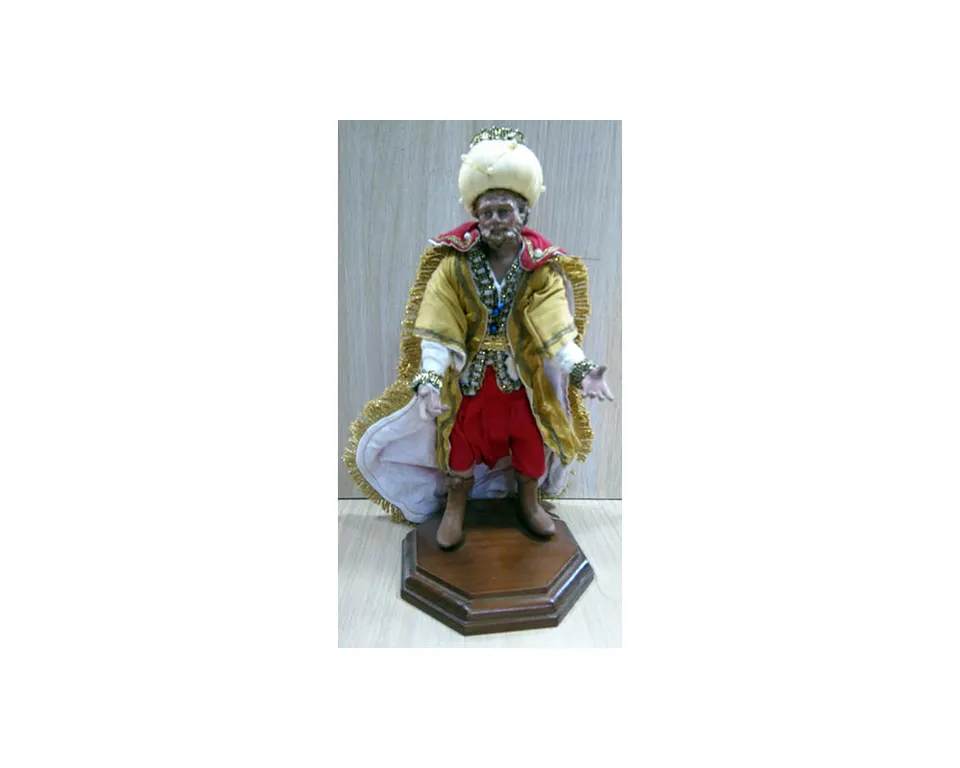 Ditta Montanini Pastori Terracotta PV6 Re Moro 20 cm Vestito