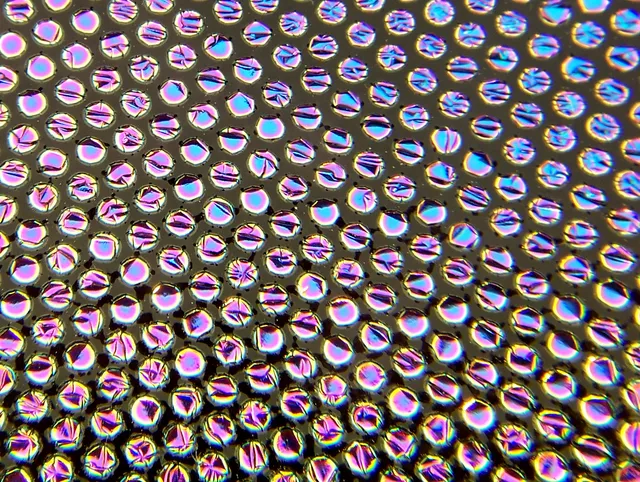 Cbs Crinklized Dot 2 vetro dicroico tondo pois da fusione