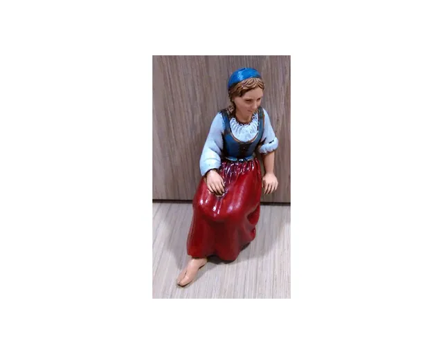 Ditta Montanini Gruppi Landi 0345-18 Donna Seduta Statuina