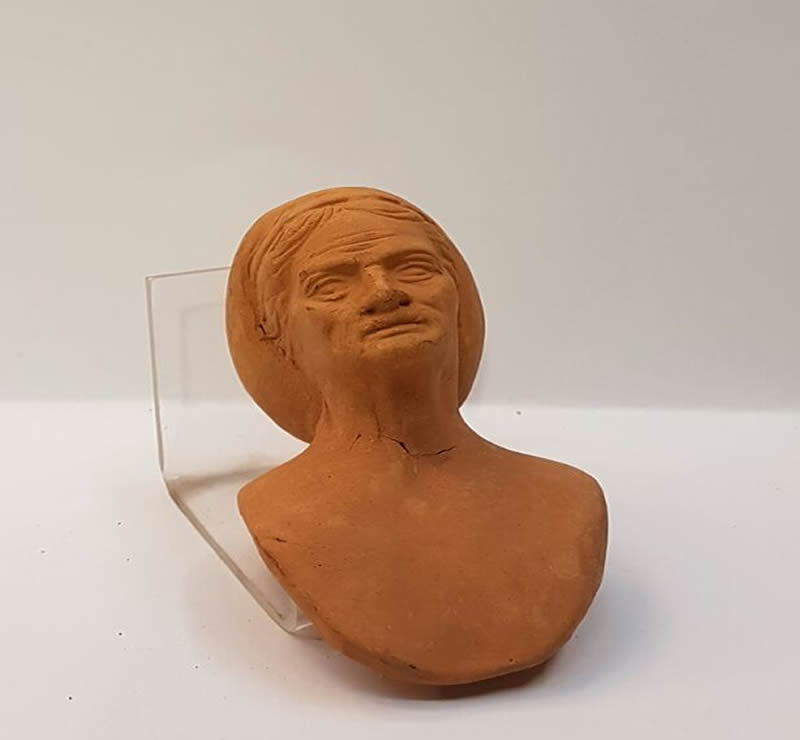 Ditta Montanini TC20 testa terracotta presepe con mani e piedi