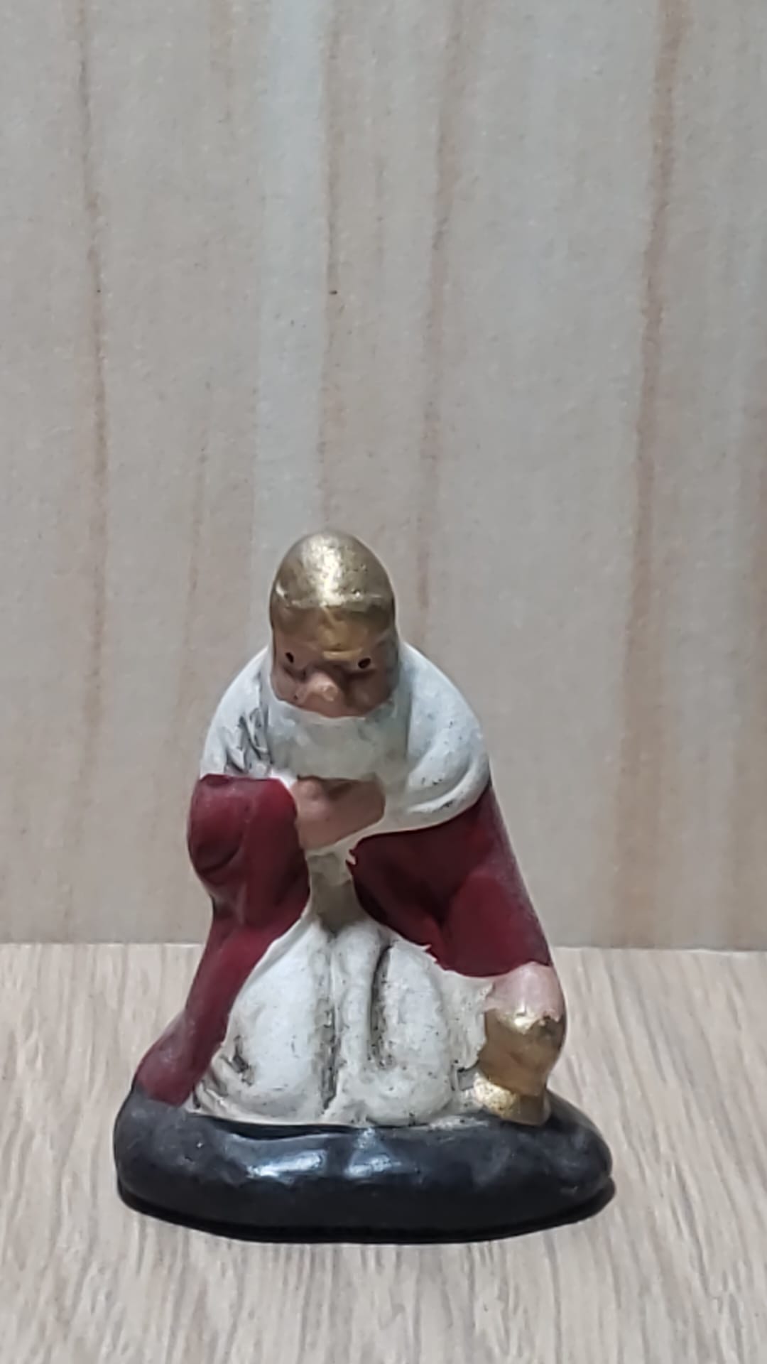 Montanini TC8 Re Maggio statuina presepe 6 cm terracotta