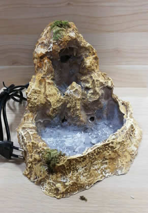 Ditta Montanini LA03 cascata presepe resina 20x20x25 cm