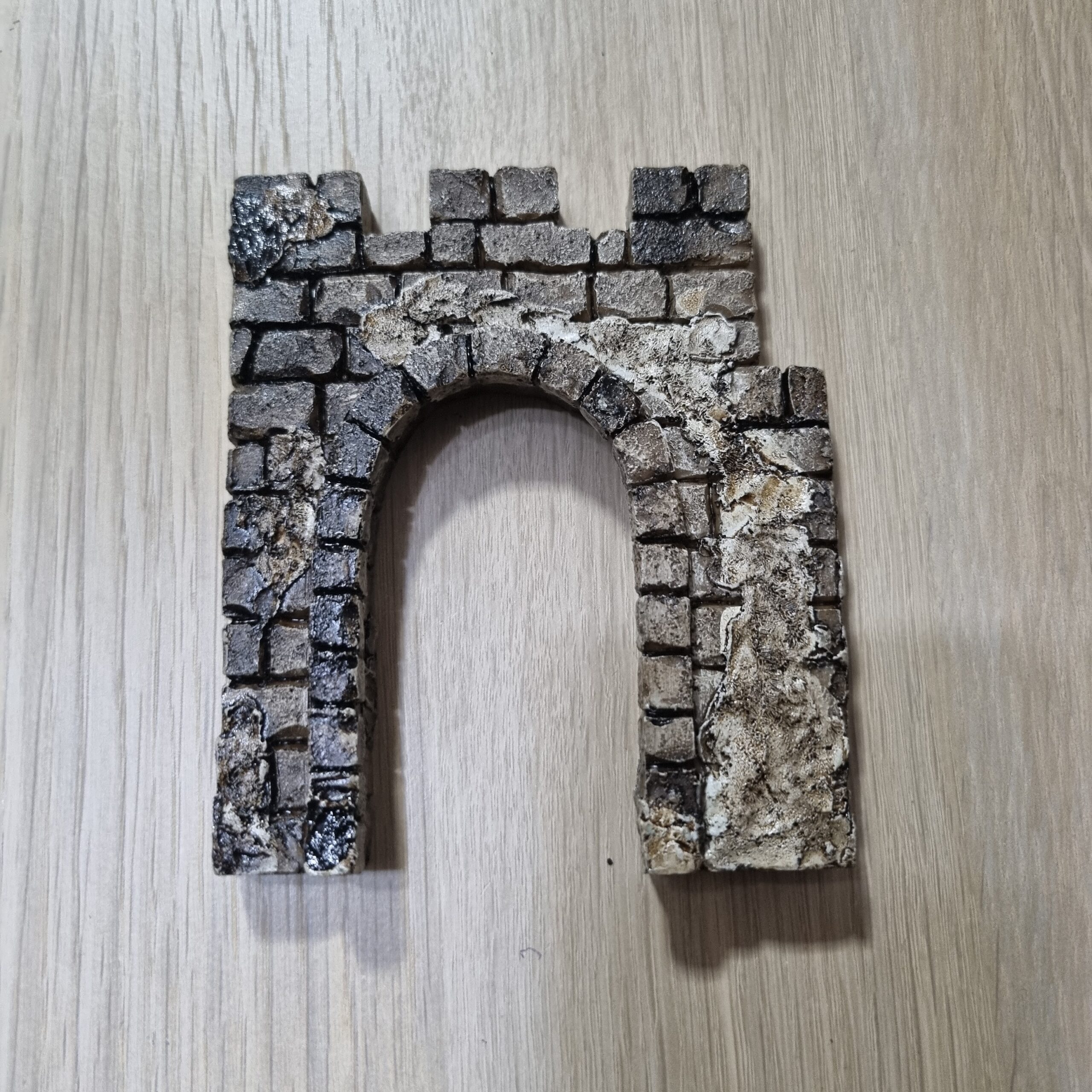 Ditta Montanini Minuterie parete con arco accessorio presepe